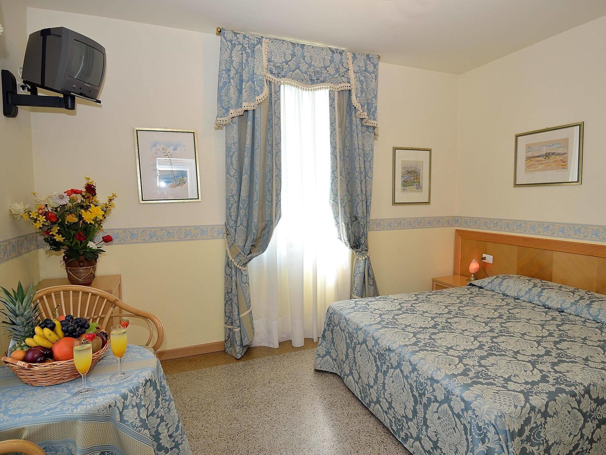 Villa Angelica Λίντο της Βενετίας Εξωτερικό φωτογραφία